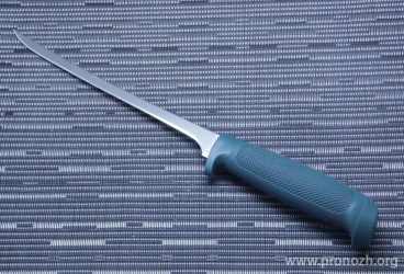   Marttiini Filleting knife Basic Salmon, Plastic Sheath
