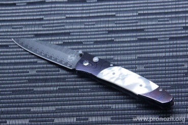   William Henry  GenTac,"Wave" San Mai Damascus / ZDP-189  Steel, Damascus / Mother of Pearl Handle