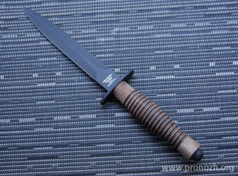   Fox Fairbairn Sykes, PVD Blade, Walnut Handle