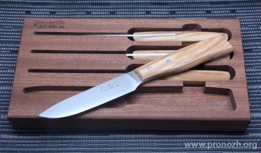 Набор из 4 ножей для стейка Lion Steel  в  деревянной подставке