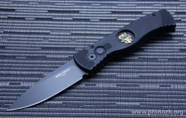 Складной автоматический нож Pro-Tech Tactical Response 2, DLC-Coated Blade, Black Aluminum Handle, Skull  Emerald Eyes Inlay