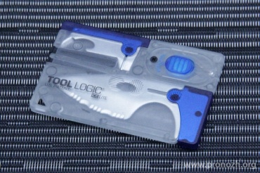 Многофункциональный нож кредитка TOOL Logic  Ice Lite Blue,  Satin Finish Blade